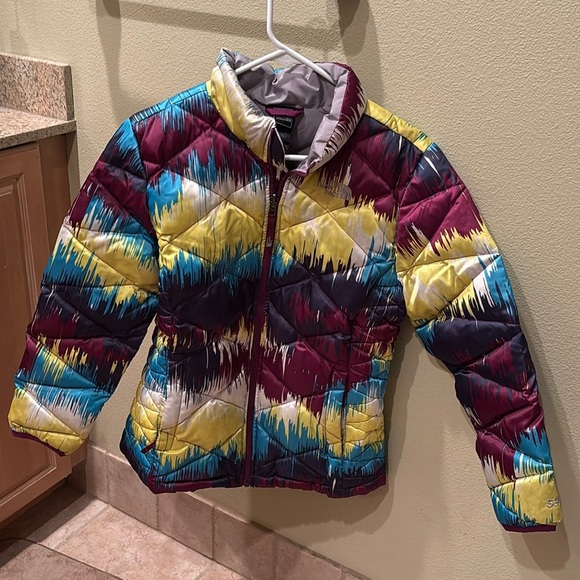 The North Face painted colorful girls size XL 18 puffer jacket - Picture 2 of 11